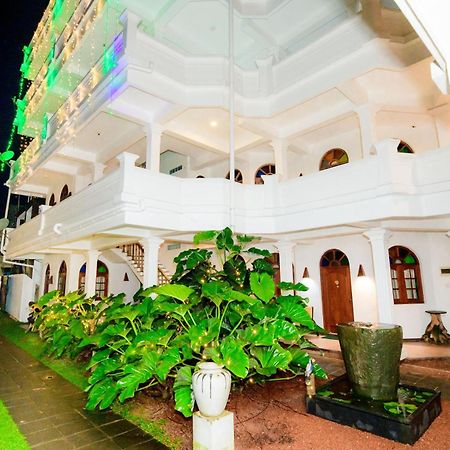 Royal Beach Hotel & Restaurant Hikkaduwa Eksteriør bilde