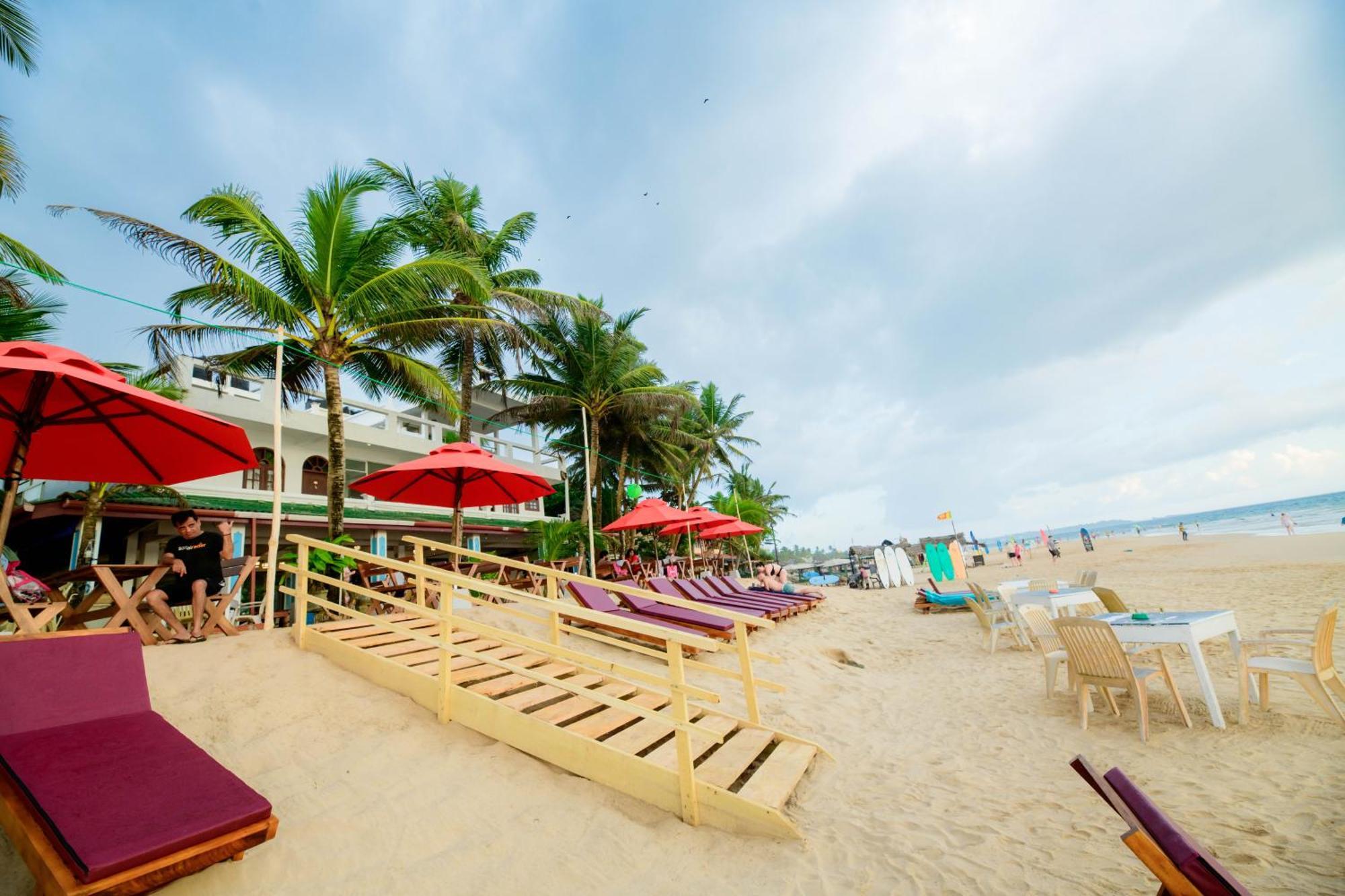 Royal Beach Hotel & Restaurant Hikkaduwa Eksteriør bilde