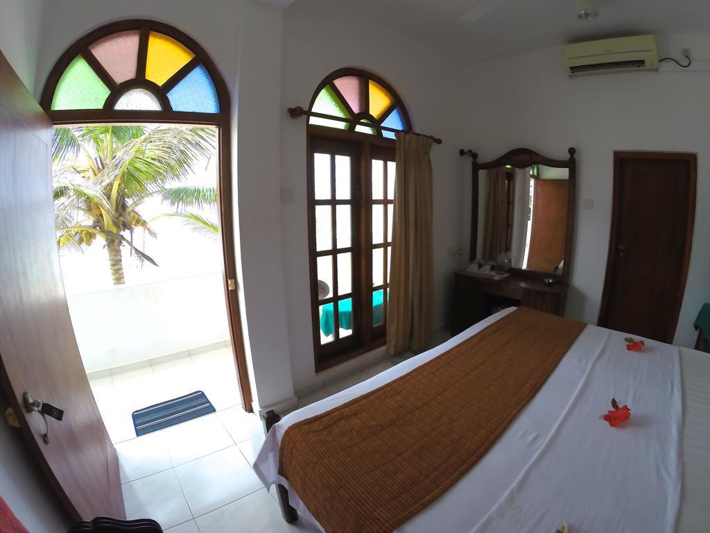 Royal Beach Hotel & Restaurant Hikkaduwa Eksteriør bilde